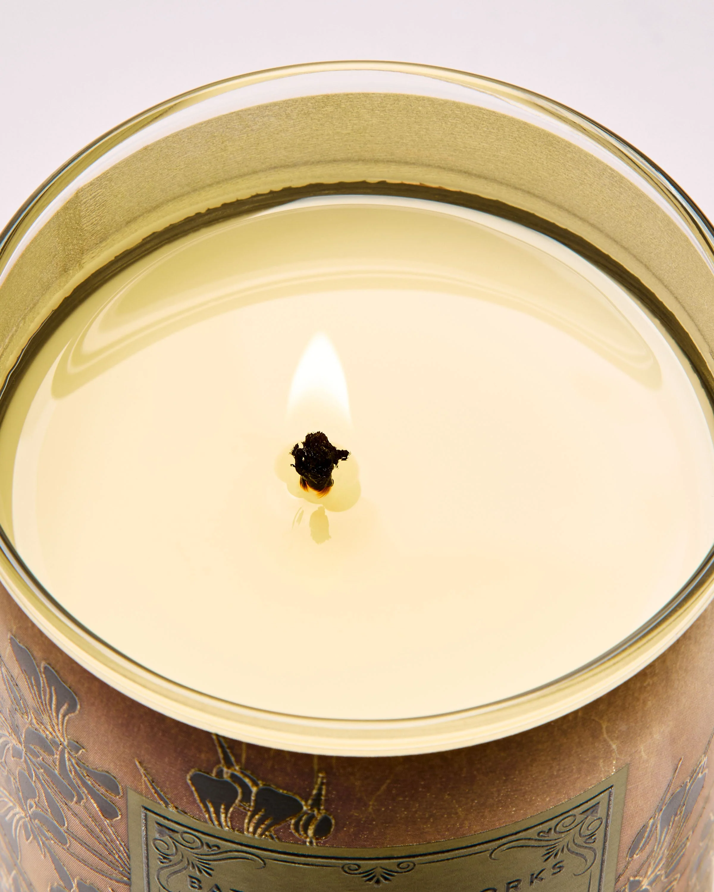 Backyard Honeysuckle Single Wick Candle - Image 3