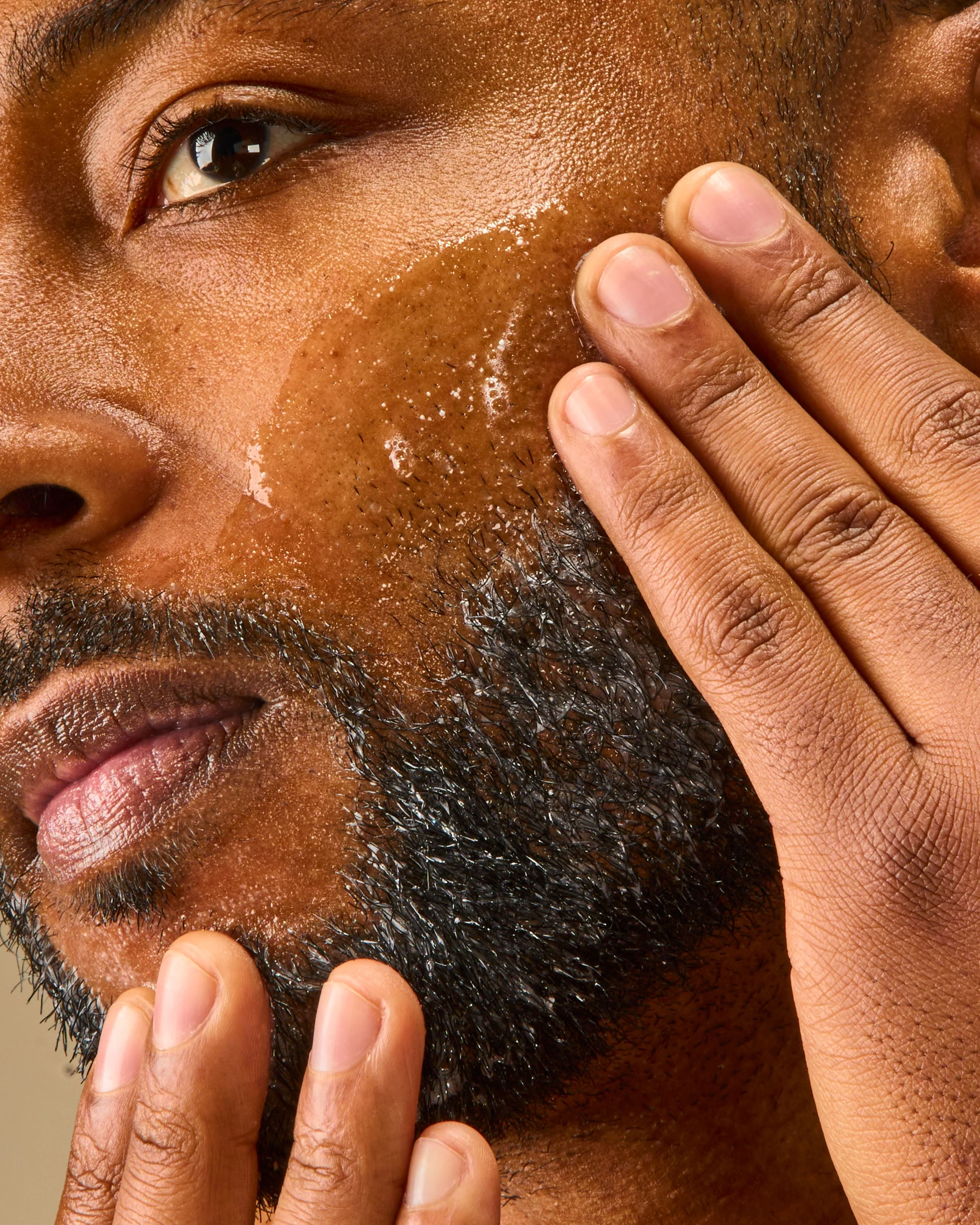 Ultimate Exfoliating Face Wash - Image 3